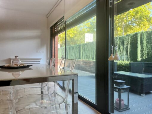 Impecable planta baixa amb 80m2 de jardí privat