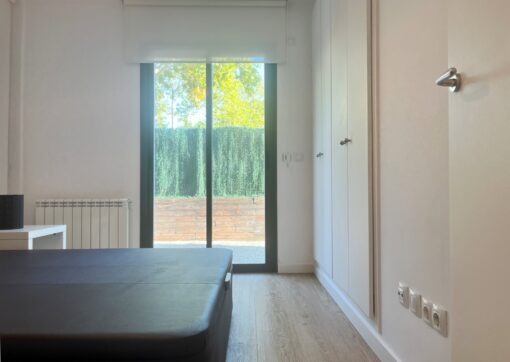 Impecable planta baixa amb 80m2 de jardí privat - Imatge 22