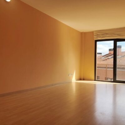 Ático - Dúplex en Anglès de alquiler