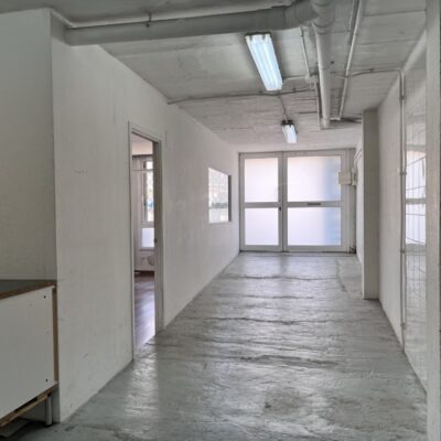 LOCAL DE LLOGUER A PROP DE LA SORTIDA DE L'AP7